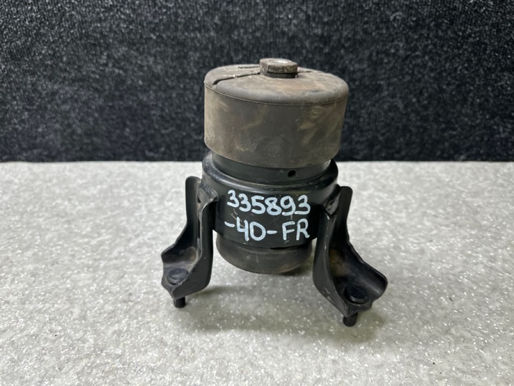 12361-0H100 | Подушка двигателя передн. TOYOTA CAMRY 40 06-11