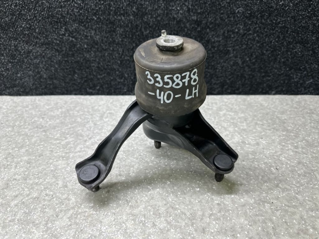 12372-0H090 | Подушка двигуна лів. TOYOTA CAMRY 40 06-11