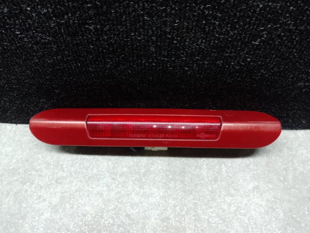 26590-ED01D | Стоп сигнал NISSAN TIIDA/VERSA C11 04-11