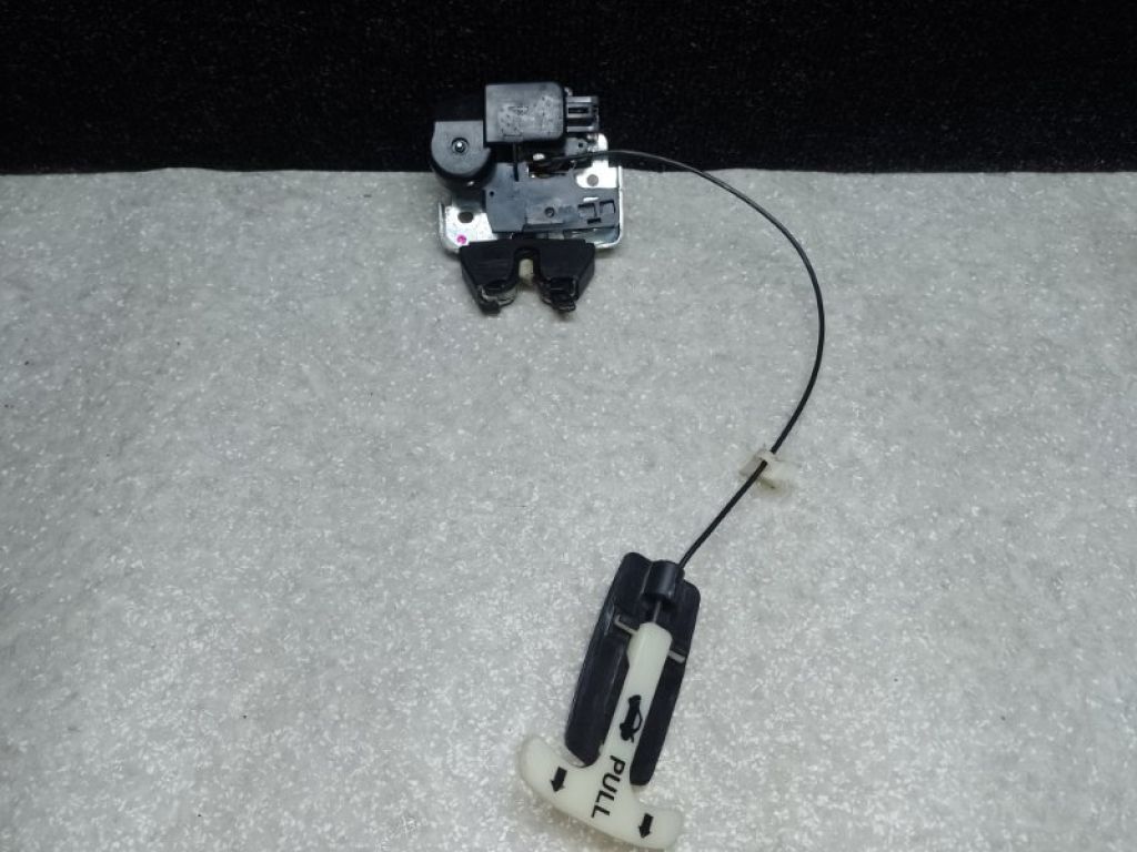 84630-3TA0A | Замок кришки багажника NISSAN ALTIMA L33 12-18