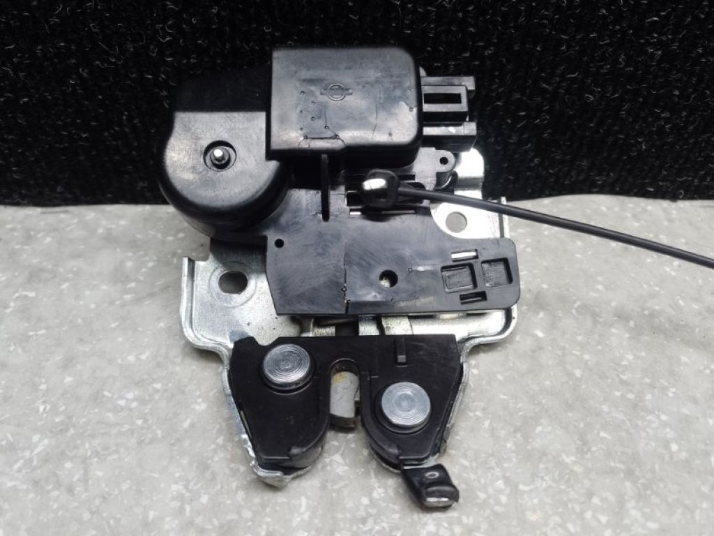 84630-3TA0A | Замок крышки багажника NISSAN ALTIMA L33 12-18 - Фото 2