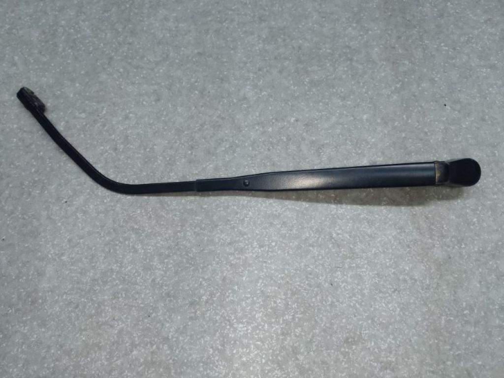 85241-60100 | Поводок стеклоочистителя задний TOYOTA LAND CRUISER PRADO 120 02-09