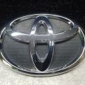 75311-33130 | Емблема передн. TOYOTA CAMRY 40 06-11