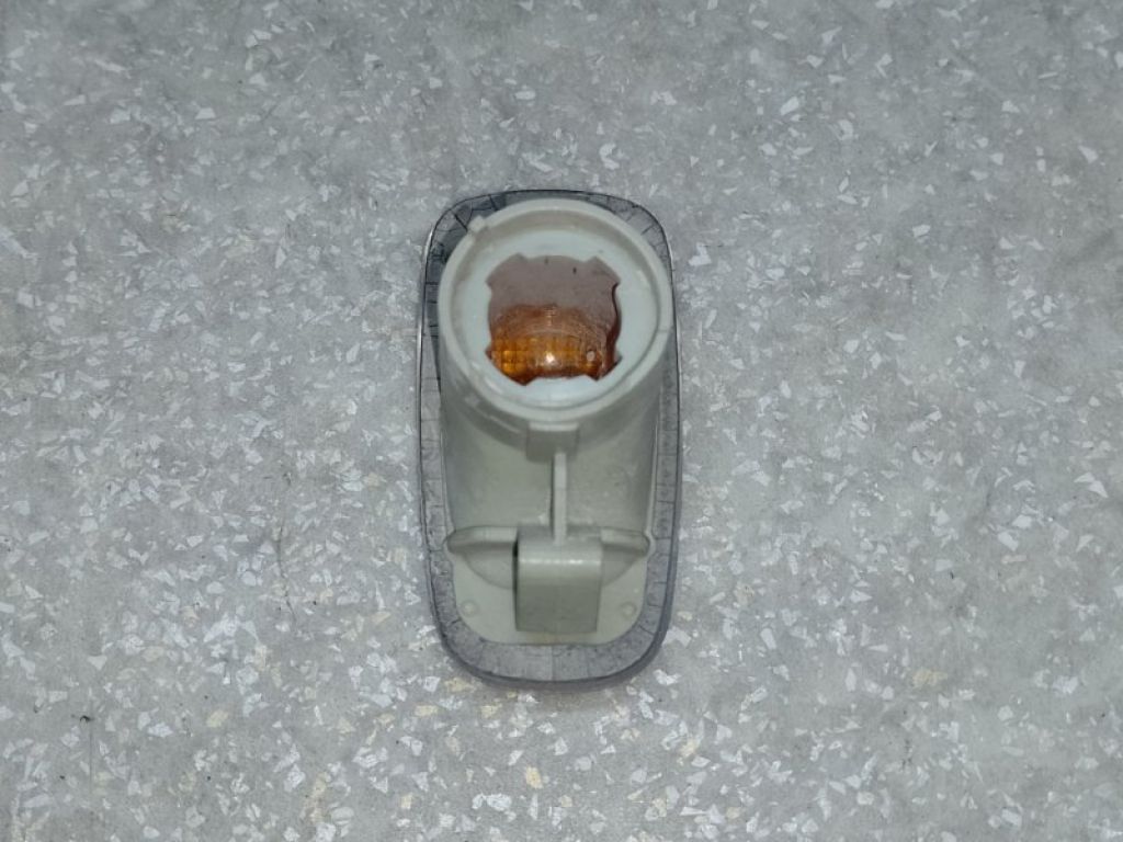 81731-51010 | Повторювач повороту у крило передн. TOYOTA LAND CRUISER PRADO 120 02-09 - Фото 2