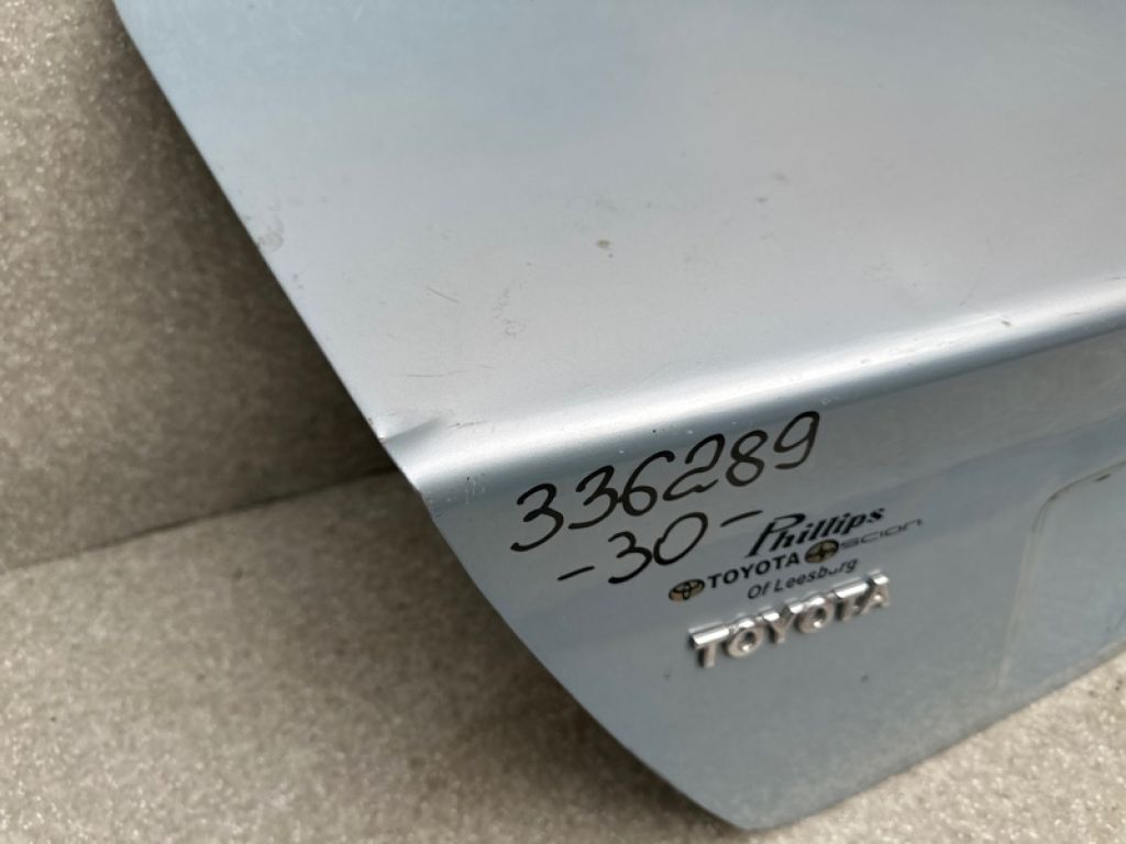 64401-AA061 | Кришка багажника TOYOTA CAMRY 30 02-06 - Фото 4