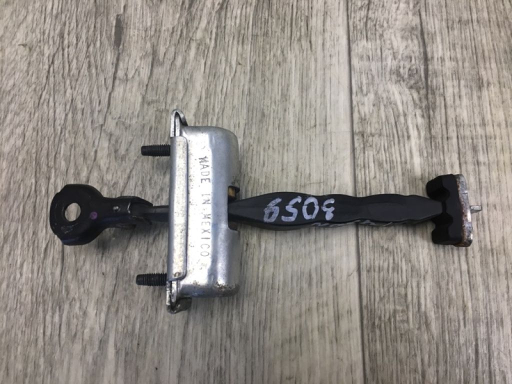 DS7Z-5427204-A | Обмежувач дверей задн. FORD FUSION 14-