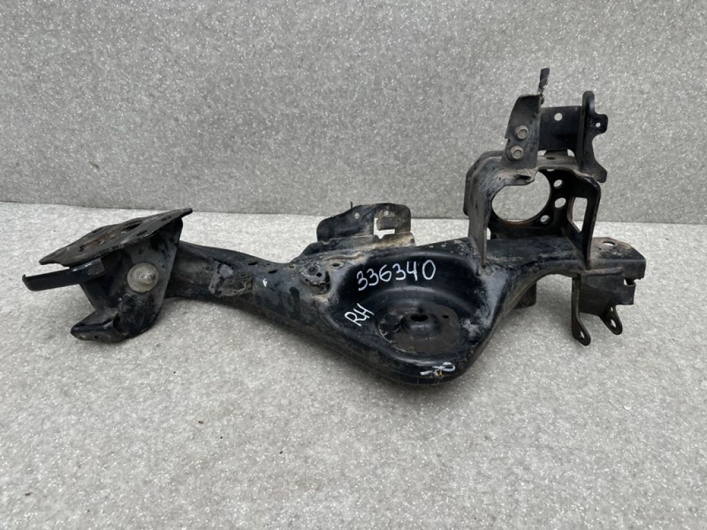 55501-4BA0A | Рычаг задней подвески продольный прав. NISSAN X-TRAIL/ROGUE T32 13-20