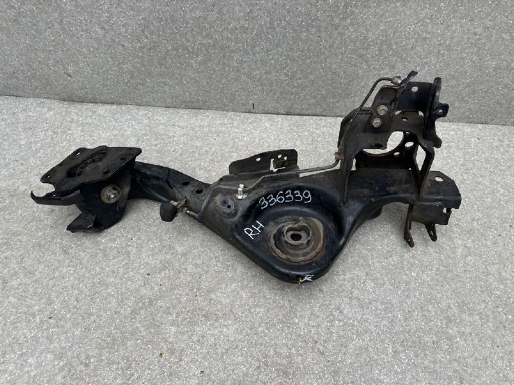 55501-4BA0A | Важіль задньої підвіски поздовжній прав. NISSAN X-TRAIL/ROGUE T32 13-20 - Фото 2