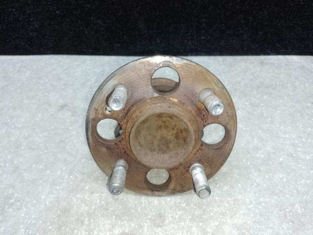 52750-0U000 | Маточина колеса задн. HYUNDAI ACCENT RB 10-
