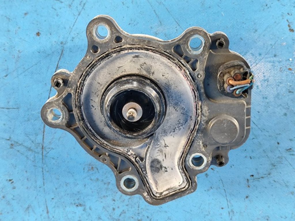 161A0-29015 | Помпа охолодження електрична TOYOTA PRIUS - 30 09-17 - Фото 2