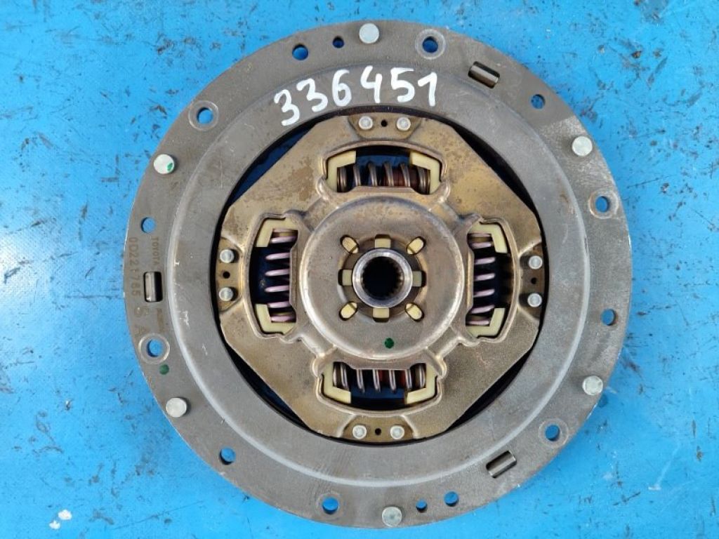 31270-47040 | Диск сцепления TOYOTA PRIUS - 30 09-17