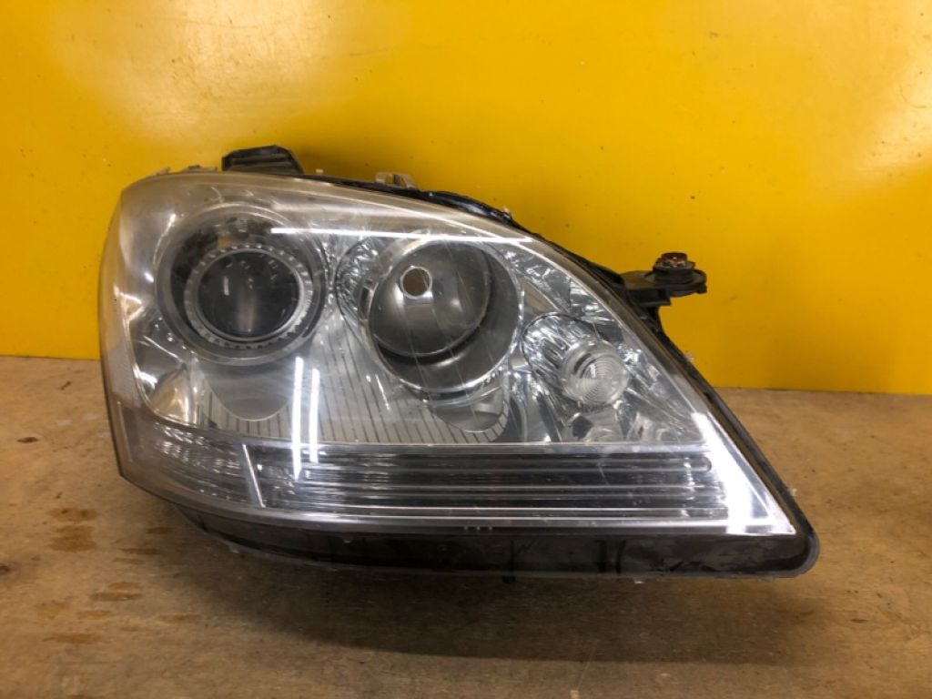 A1648205461 | Фара прав. MERCEDES M-CLASS W164 05-11