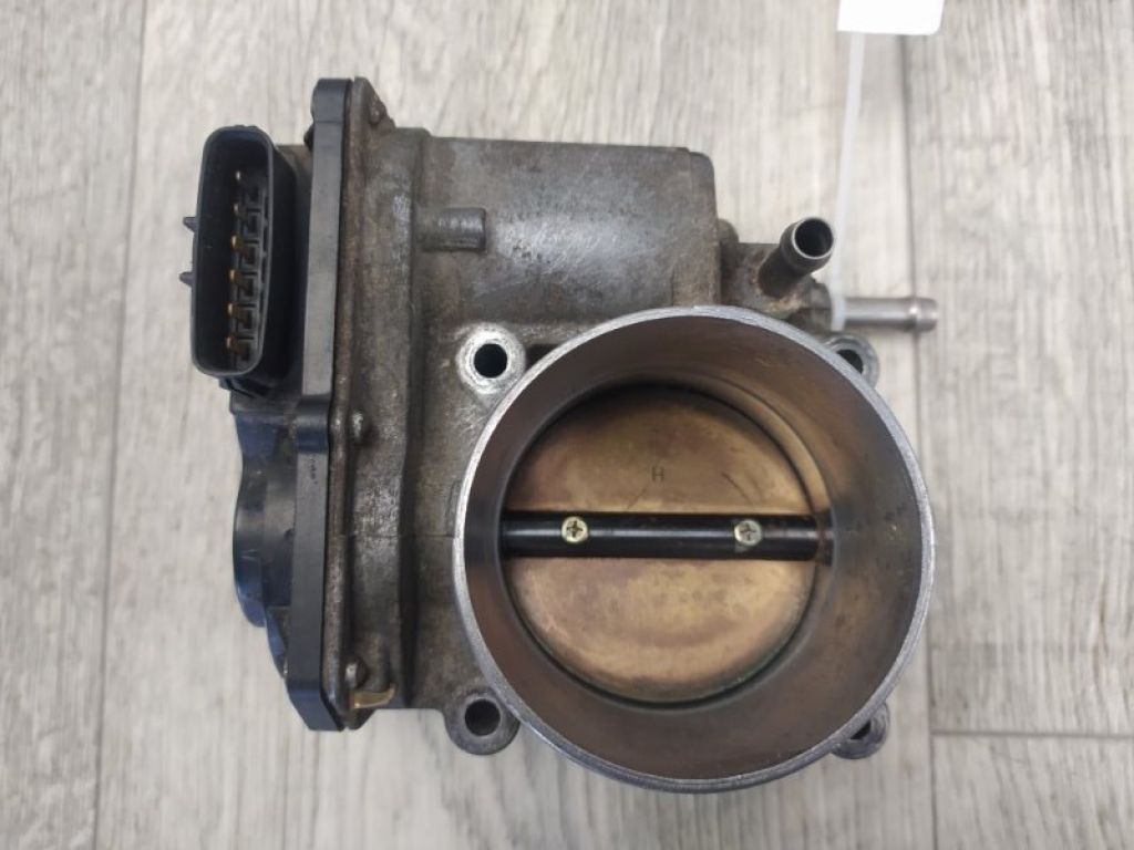22030-31010 | Дроссельная заслонка TOYOTA LAND CRUISER PRADO 120 02-09