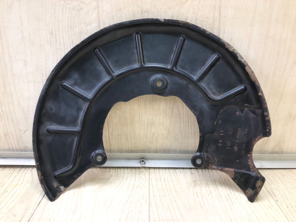 1K0615312F | Захист гальмівного диска передн. прав. VOLKSWAGEN JETTA USA 10-17