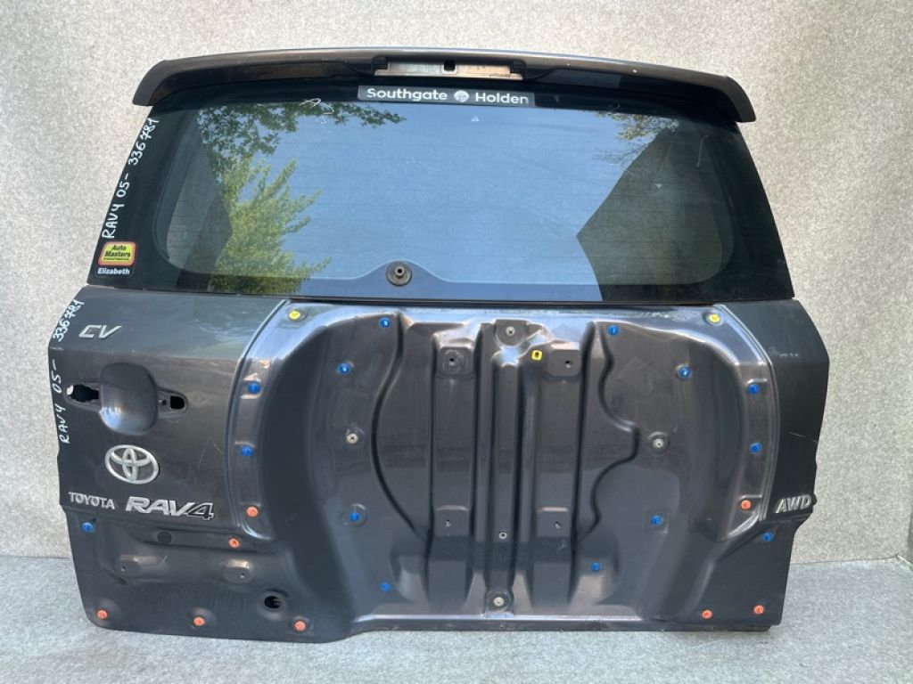 6700542372 | Крышка багажника TOYOTA RAV4 05-12