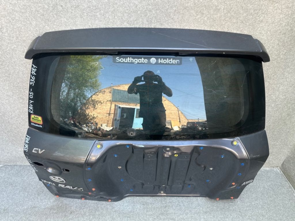 6700542372 | Крышка багажника TOYOTA RAV4 05-12 - Фото 2