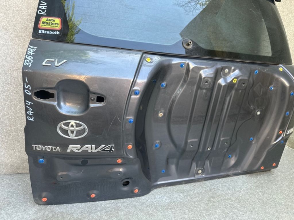 6700542372 | Крышка багажника TOYOTA RAV4 05-12 - Фото 3