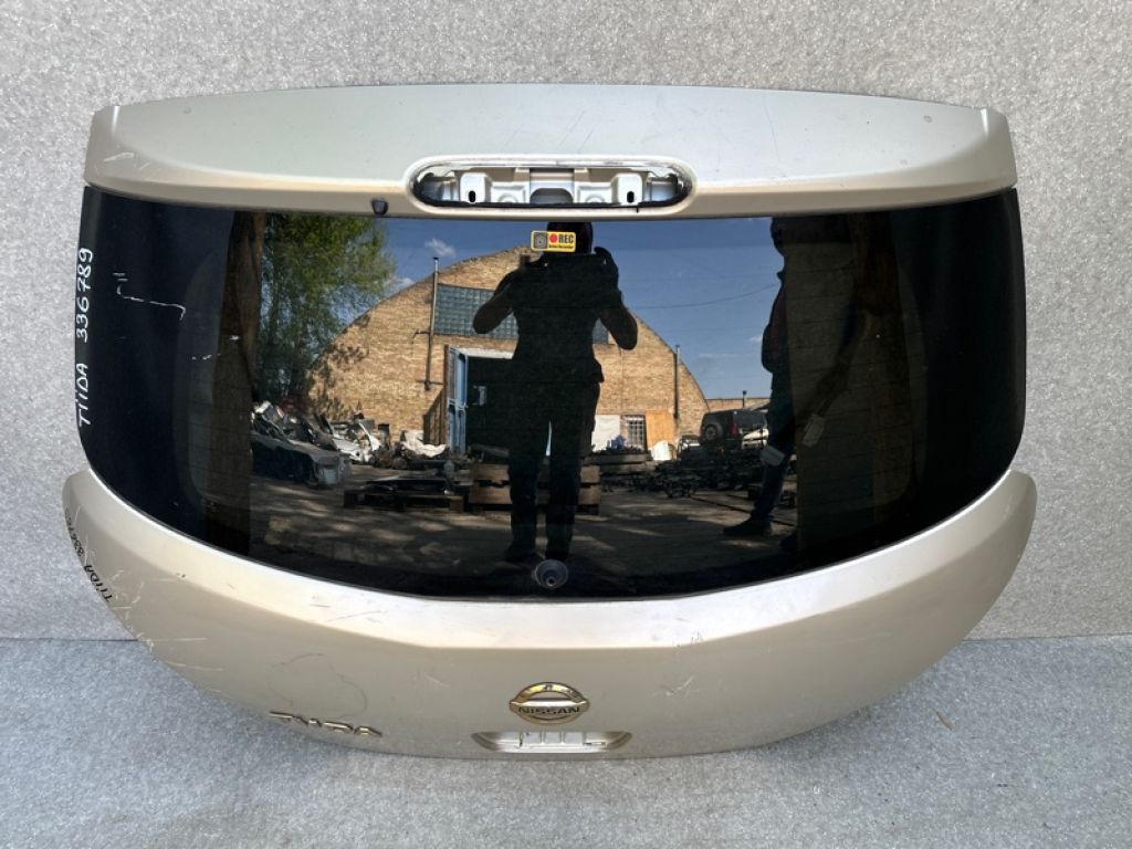 90100-EL030 | Кришка багажника NISSAN TIIDA/VERSA C11 04-11 - Фото 2