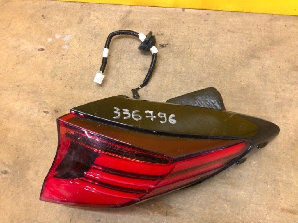 81550F4130 | Ліхтар зовнішній прав. TOYOTA C-HR 16- - Фото 4