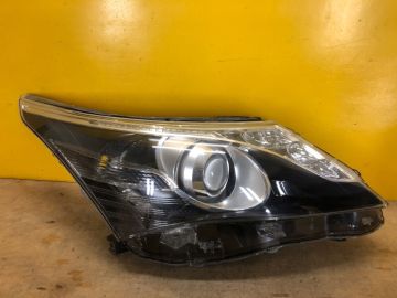 Фара прав. TOYOTA AVENSIS 08-18