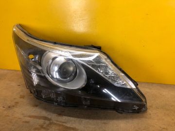 Фара прав. TOYOTA AVENSIS 08-18