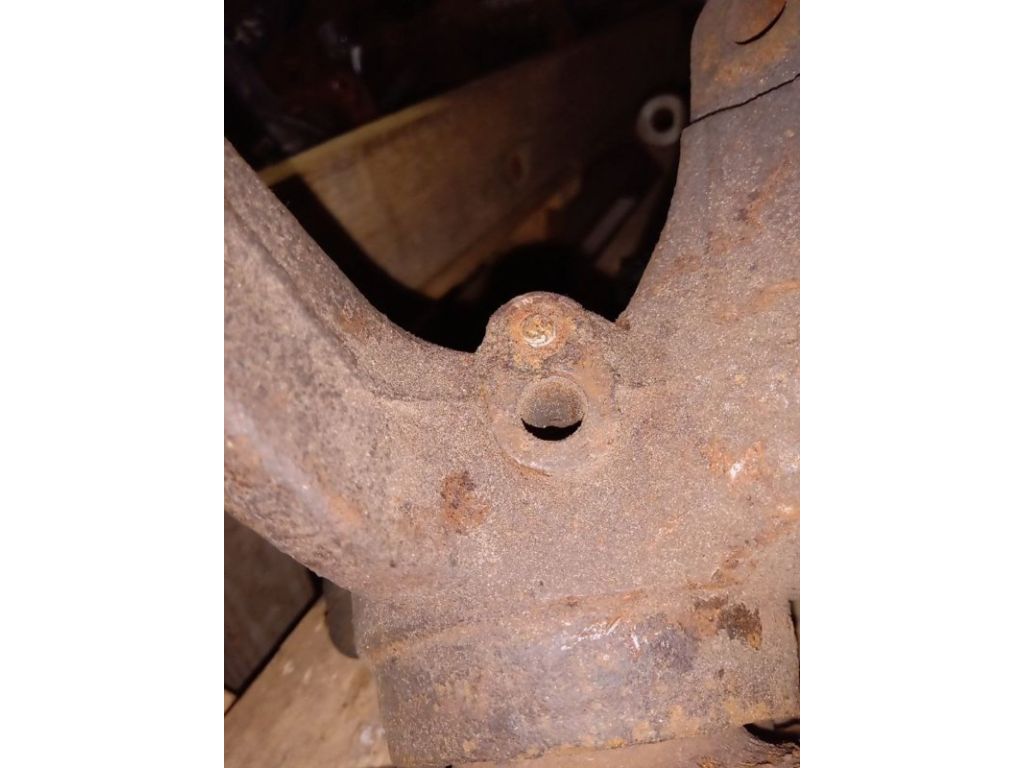 AY1Z-3K185-A | Кулак поворотний передн. прав. FORD FIESTA 08-17 - Фото 5