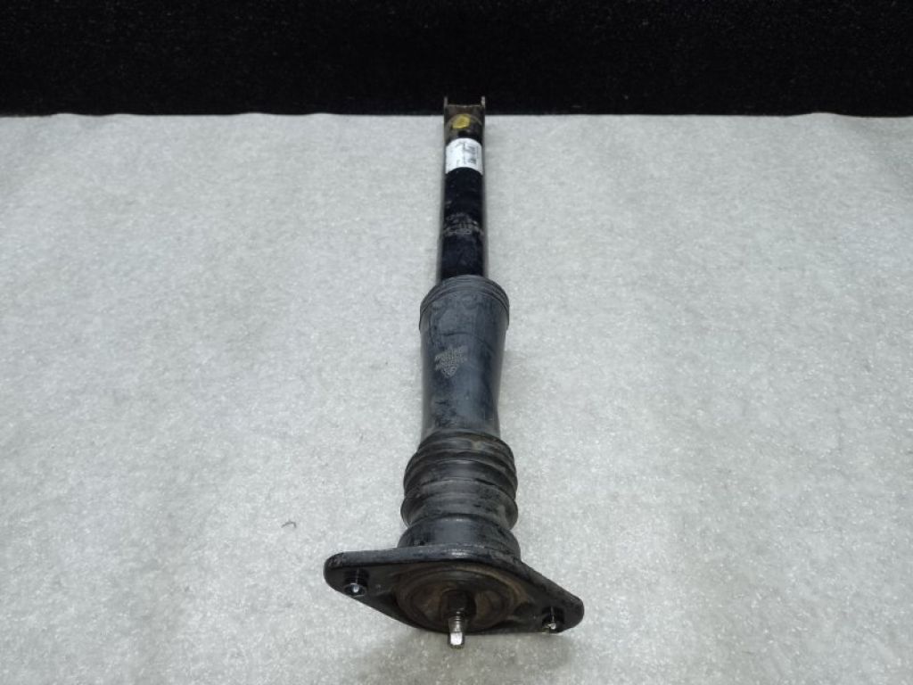 55311-3Q610 | Амортизатор задн. HYUNDAI SONATA YF 10-14 - Фото 2