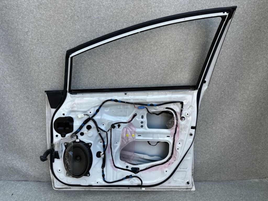 67001-47091 | Двері передн. прав. TOYOTA PRIUS PLUS 11-14 - Фото 6