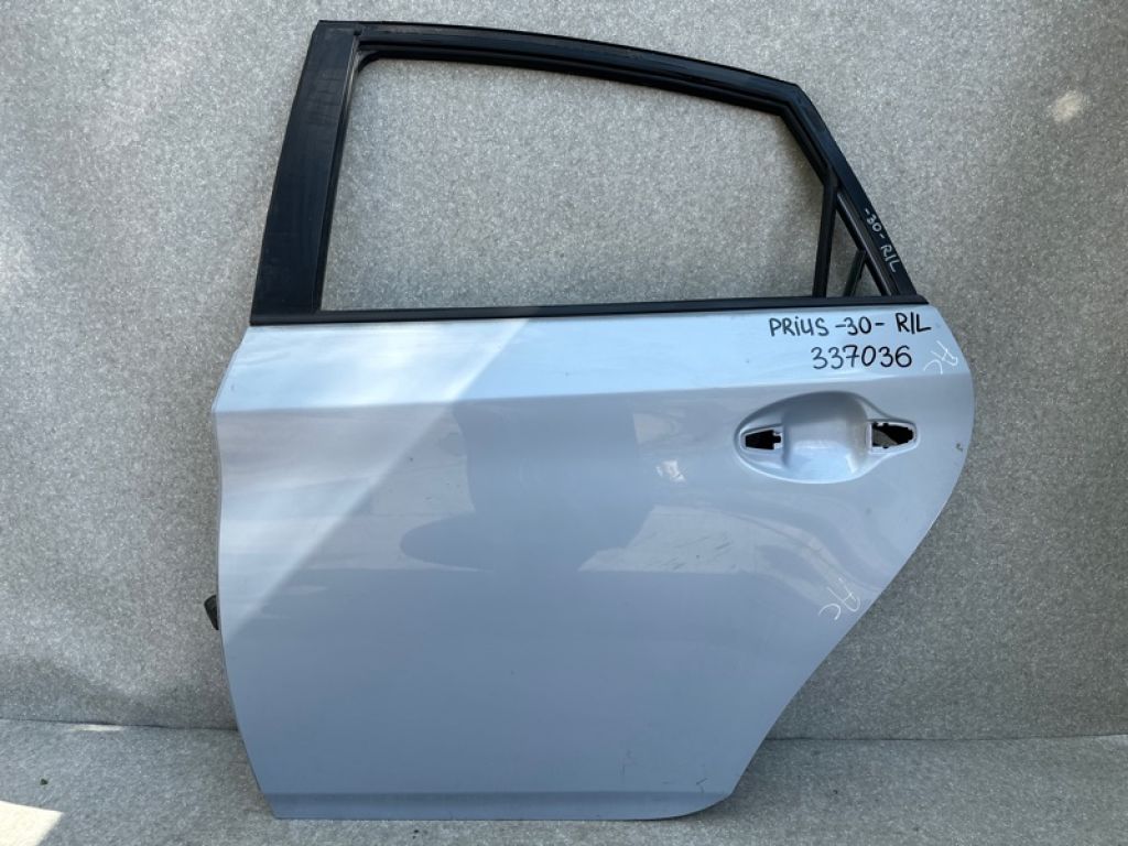 67004-47080 | Двері задн. лів. TOYOTA PRIUS - 30 09-17
