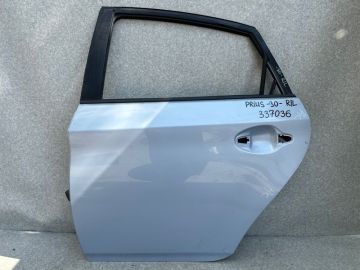 Двері задн. лів. TOYOTA PRIUS - 30 09-17