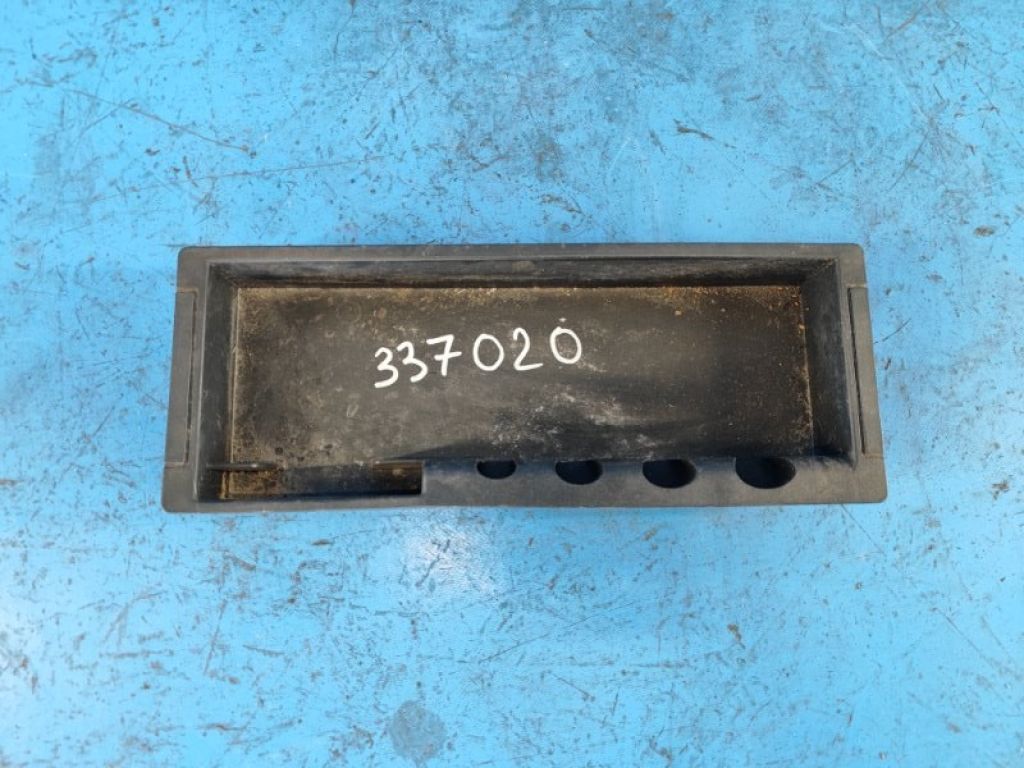 HC3Z-2513546-AA | Консоль центральная FORD EXPEDITION 17-