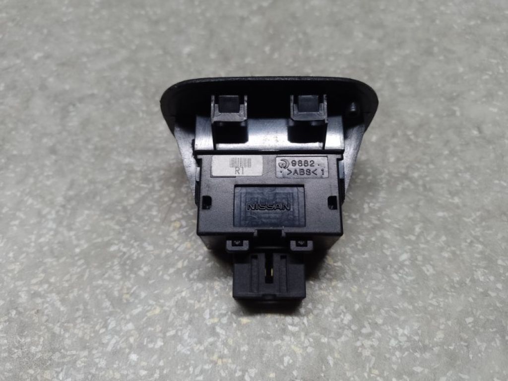 25140-4BA0B | Кнопка закрывания крышки багажника NISSAN X-TRAIL/ROGUE T32 13-20 - Фото 3