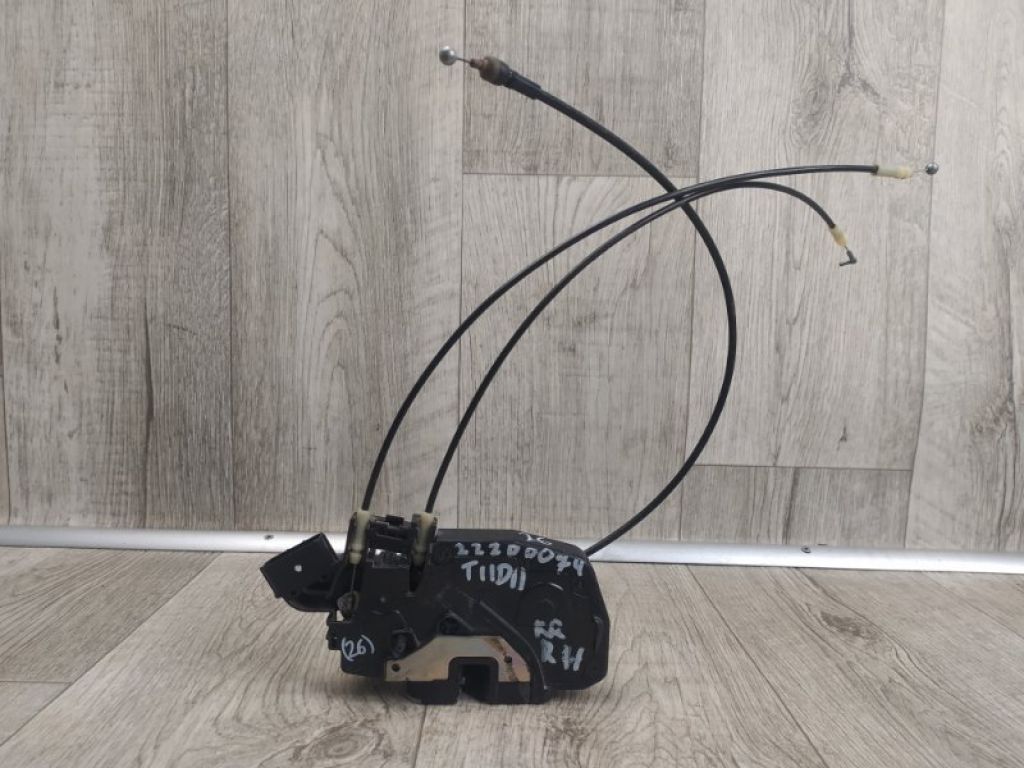 82500-1J50A | Замок двері задн. прав. NISSAN TIIDA/VERSA C11 04-11