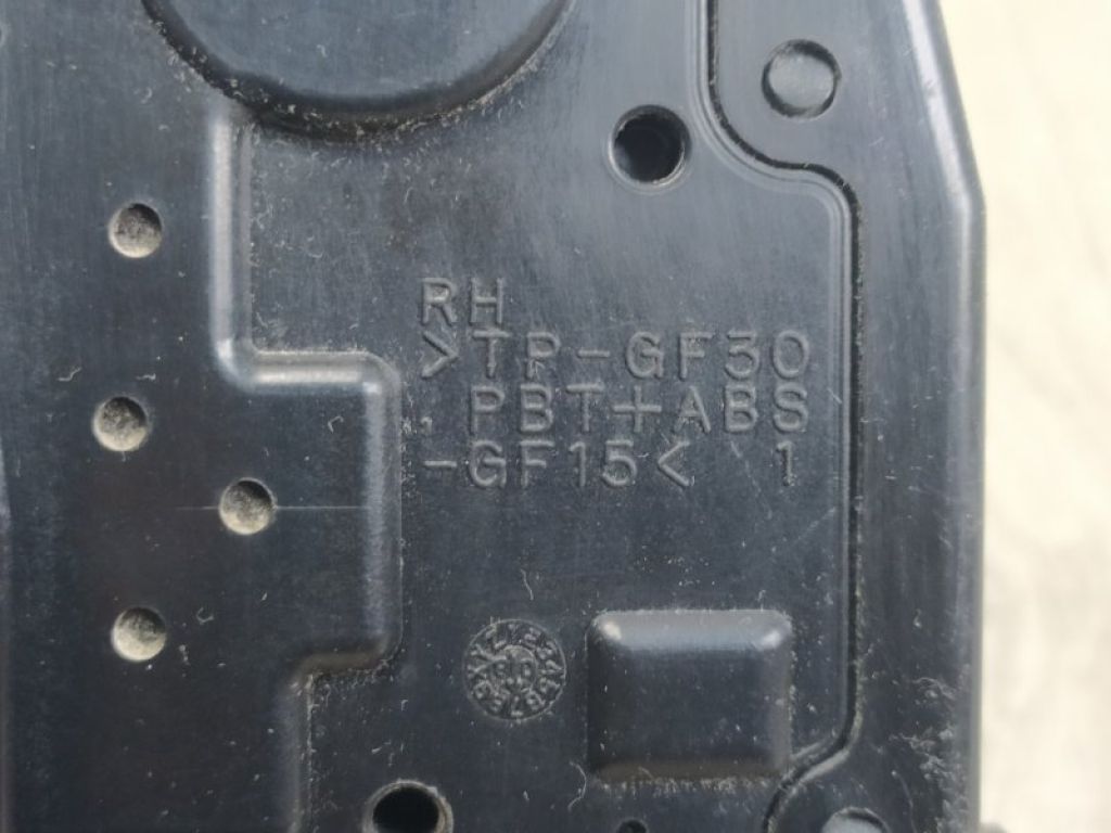 82500-1J50A | Замок двері задн. прав. NISSAN TIIDA/VERSA C11 04-11 - Фото 9