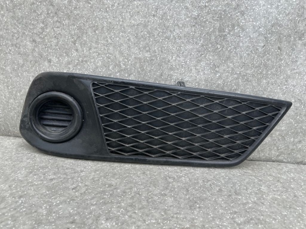 71105-TX4-A01 | Накладка противотуманной фары передн. прав. ACURA RDX 12-19