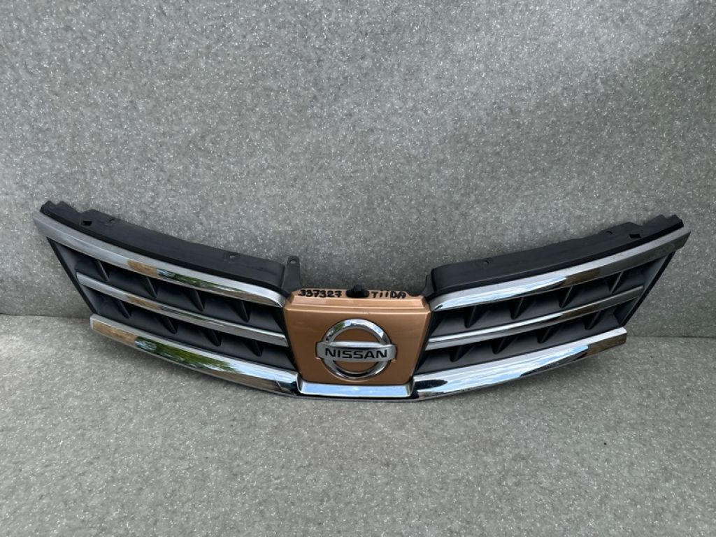 62310-1JY0A | Решітка радіатора NISSAN TIIDA/VERSA C11 04-11 - Фото 2