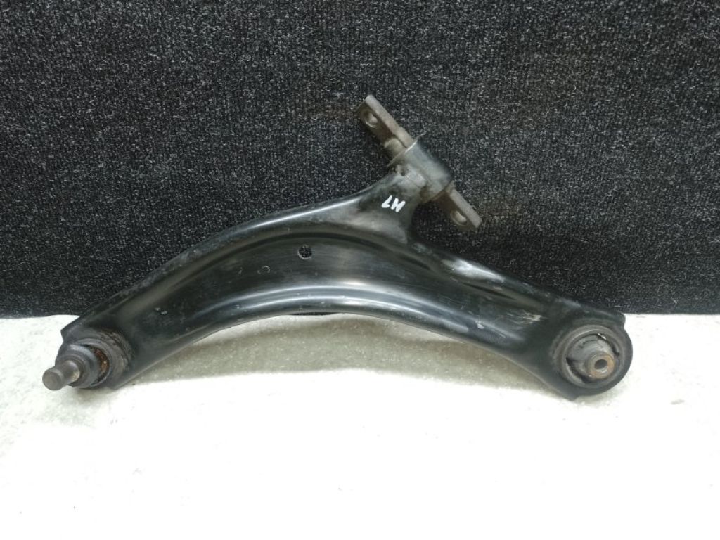54501-4BA0A | Важіль передньої підвіски нижній лів. NISSAN X-TRAIL/ROGUE T32 13-20
