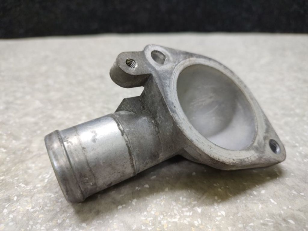 1305A023 | Кришка термостату MITSUBISHI OUTLANDER XL 05-13 - Фото 2