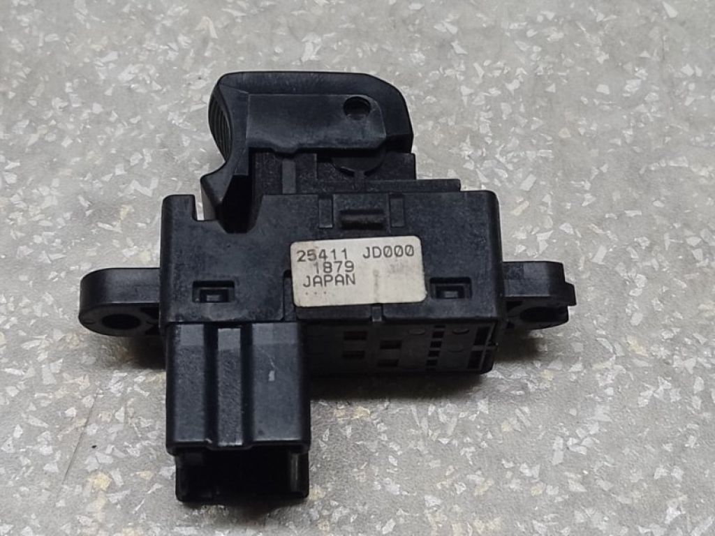 25411-JD000 | Кнопка склопідіймача задн. NISSAN TEANA J32 08-14 - Фото 2