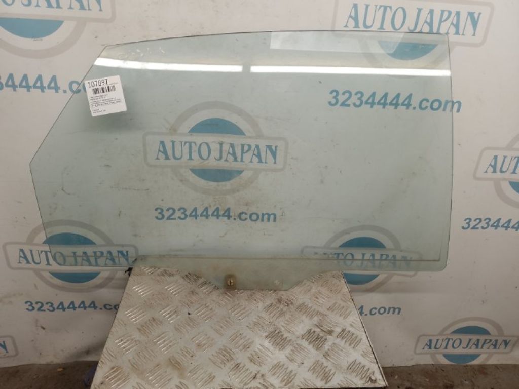 GA8A-72-511A | Стекло двери задн. прав. MAZDA 626 GE 91-97