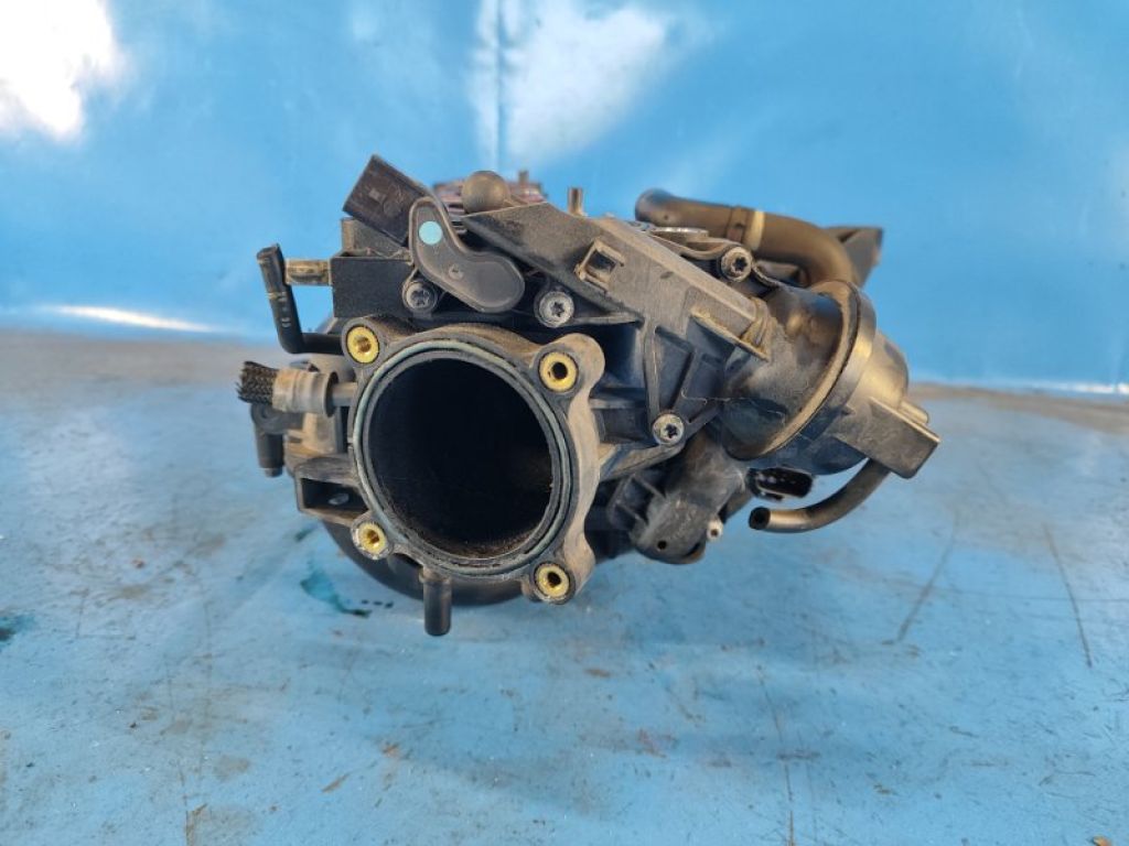L538-13-100A | Коллектор впускной MAZDA 3 BL 09-13 - Фото 5