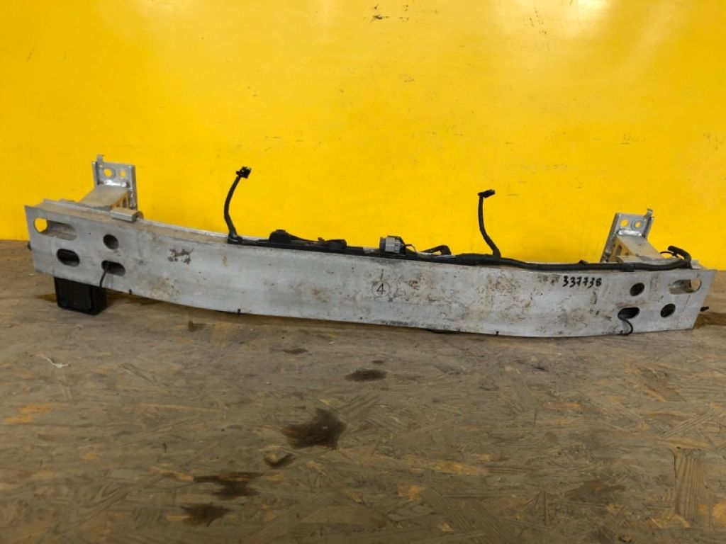 52021-76020 | Підсилювач переднього бампера LEXUS CT200 17-