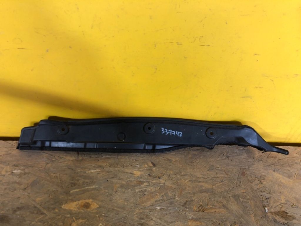 53828-76010 | Пильовик крила передн. лів. LEXUS CT200 17-