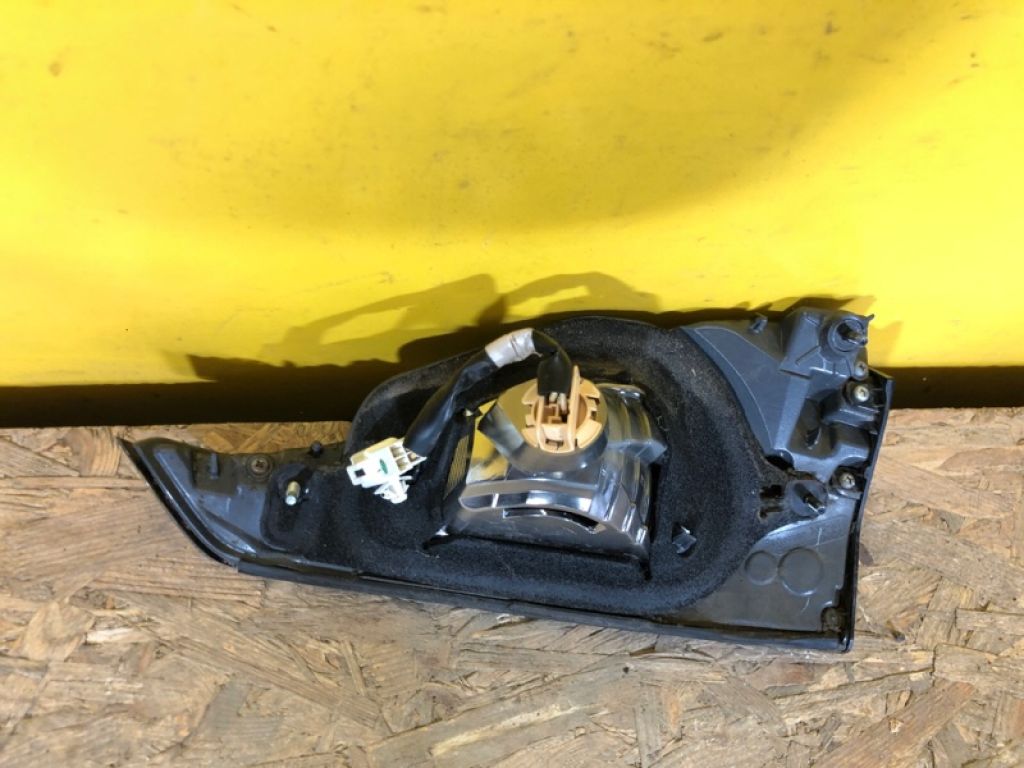 8159176020 | Ліхтар внутрішній лів. LEXUS CT200 17- - Фото 4