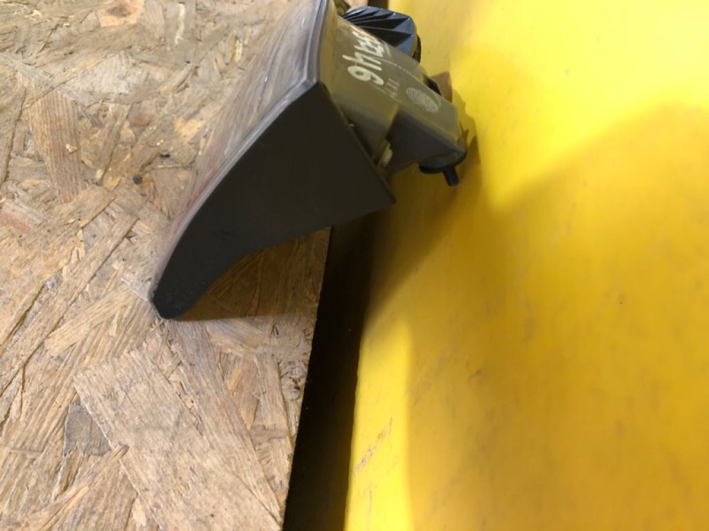 81581-76020 | Ліхтар внутрішній прав. LEXUS CT200 17- - Фото 4