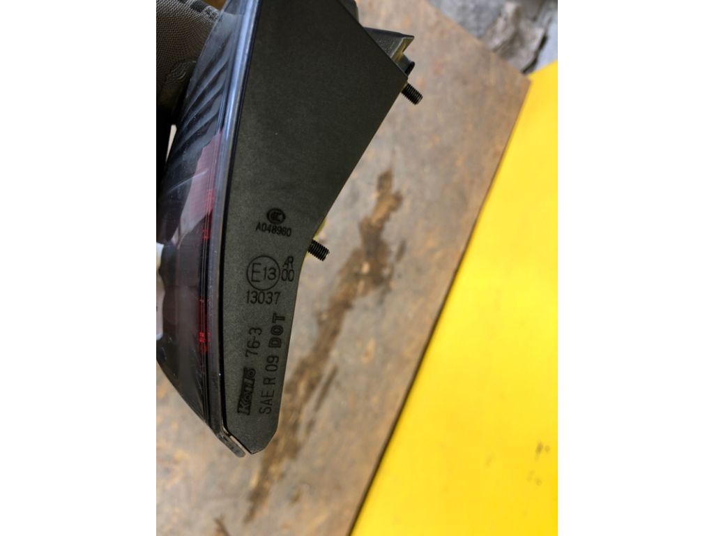 81581-76020 | Ліхтар внутрішній прав. LEXUS CT200 17- - Фото 9