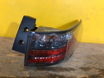 Ліхтар зовнішній лів. LEXUS CT200 17-