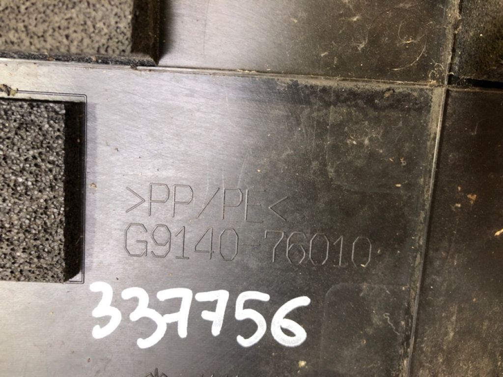 G9140-76010 | Накладка двигуна декоративна LEXUS CT200 17- - Фото 4