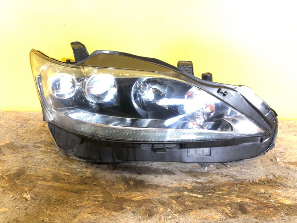 81145-76071 | Фара прав. LEXUS CT200 17-
