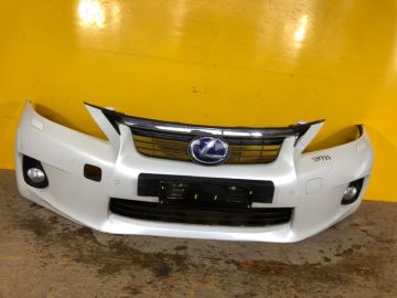 Бампер передний LEXUS CT200 17-
